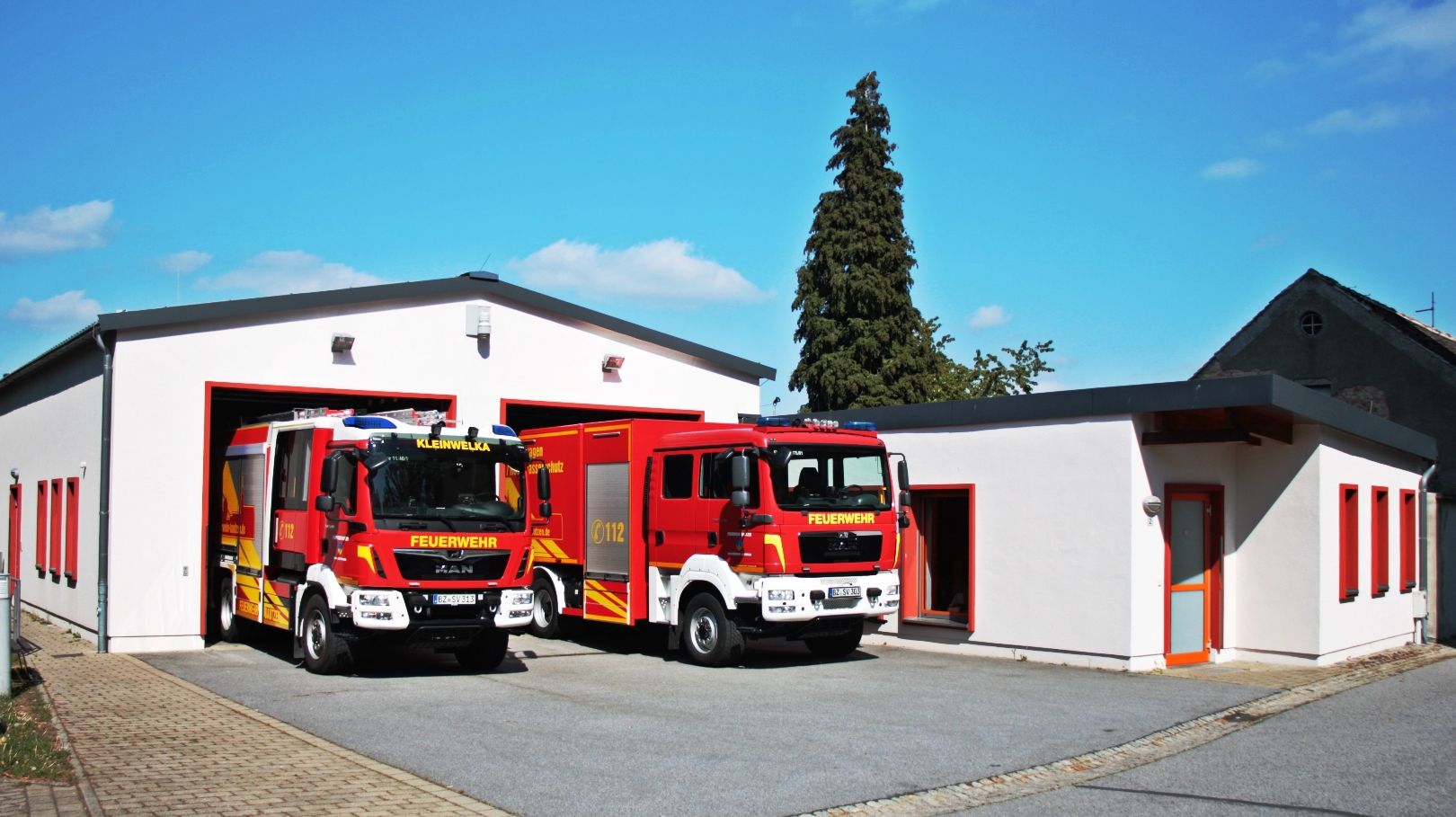 FuhrparkGeraetehausKleinwelka