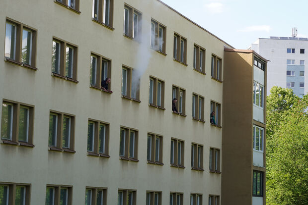 Bautzen - Brand im dritten Obergeschoss - Einsatzkräfte proben